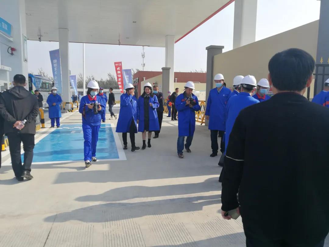 全国首座高速服务区加氢站在淄博建成投运(图2)