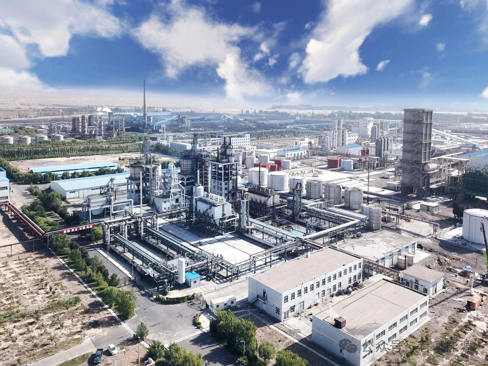 新疆千百级园区,2.5万家入驻企业,70万从业人员,正迎来3.47万亿投资机遇!(图1) 新疆千百级园区,2.5万家入驻企业,70万从业人员,正迎来3.47万亿投资机遇!(图1)